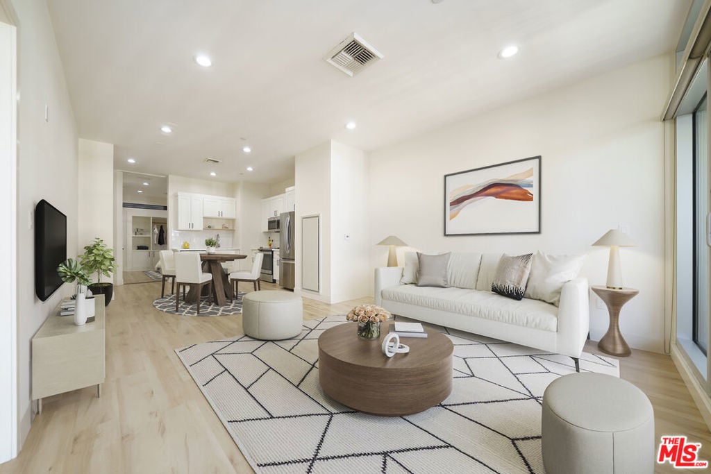 Photo of Listing #25624629