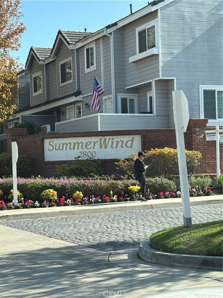 Photo of Listing #SR25271531