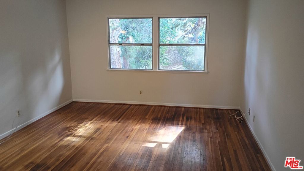 Photo of Listing #25625349