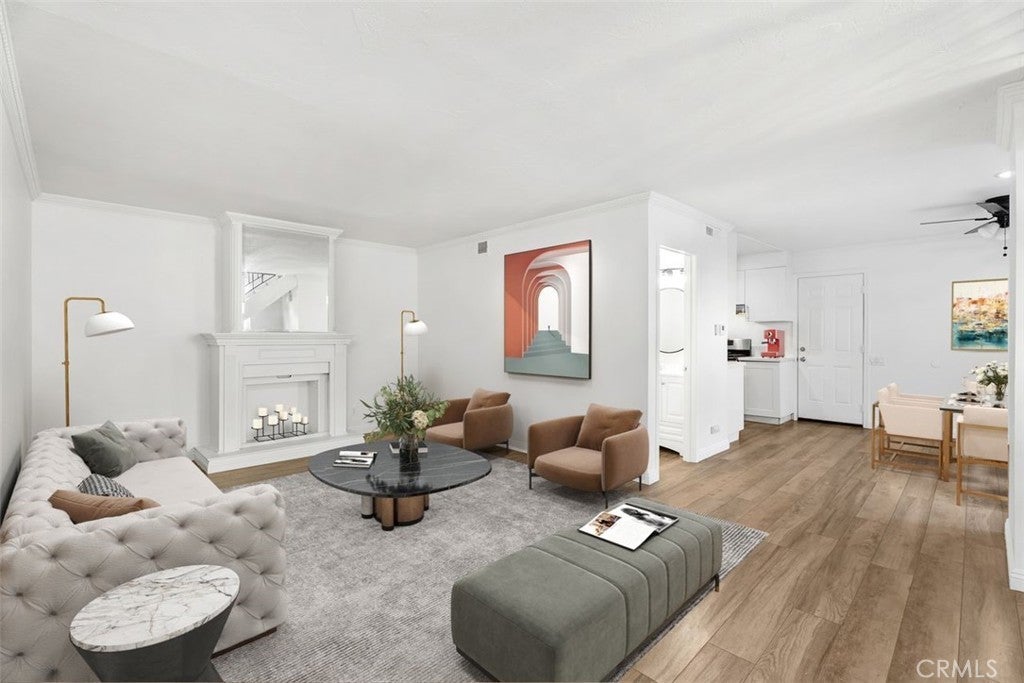 Photo of Listing #OC25271326