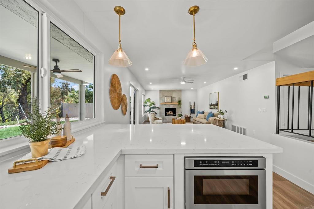 Photo of Listing #PTP2509011