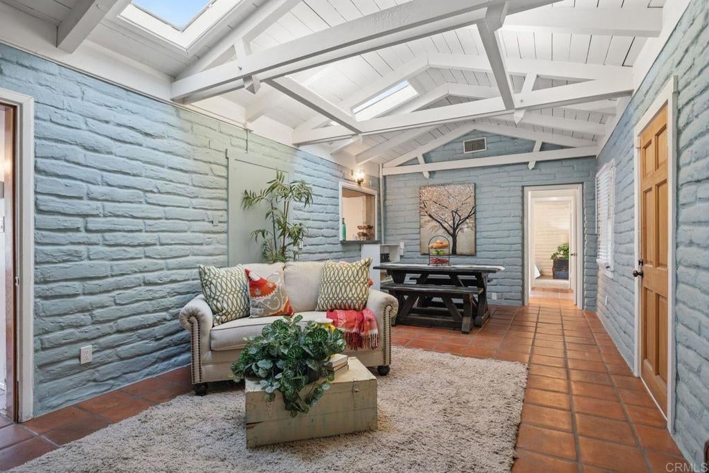 Photo of Listing #NDP2511303