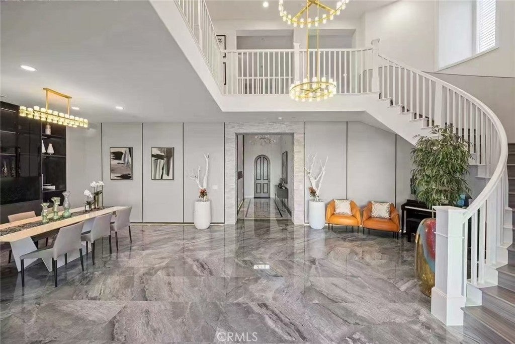 Photo of Listing #WS25272102