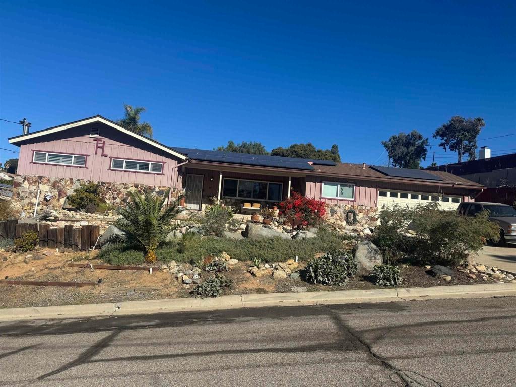 Photo of Listing #PTP2509022