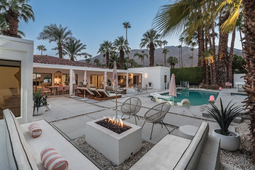 246 W Vereda Norte, Palm Springs