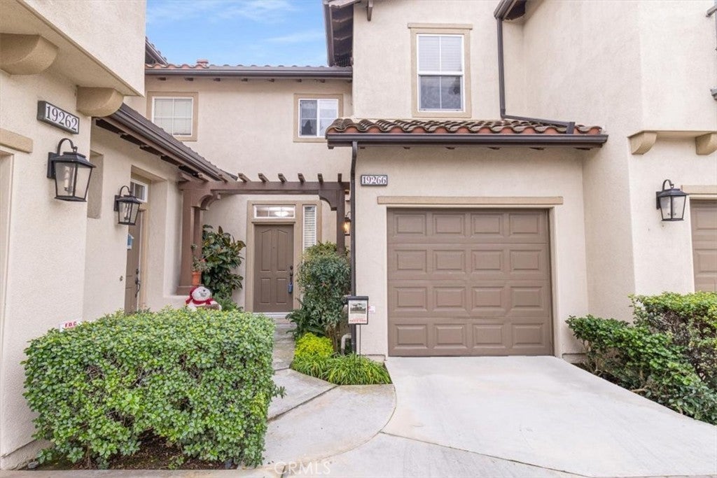 Photo of Listing #PW25268148