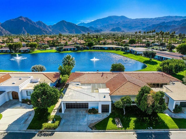 77947 Lago Drive, La Quinta