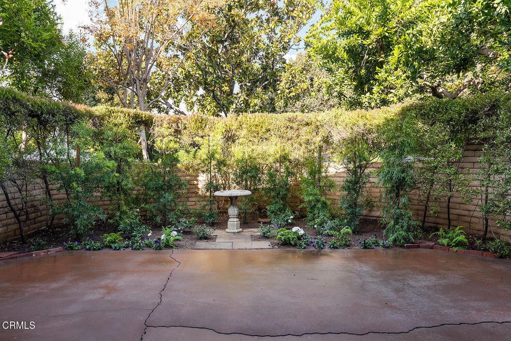 Photo of Listing #P1-25129