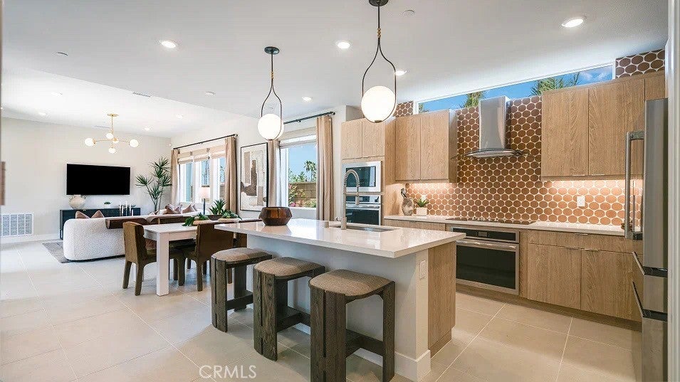 Photo of Listing #SW25272317