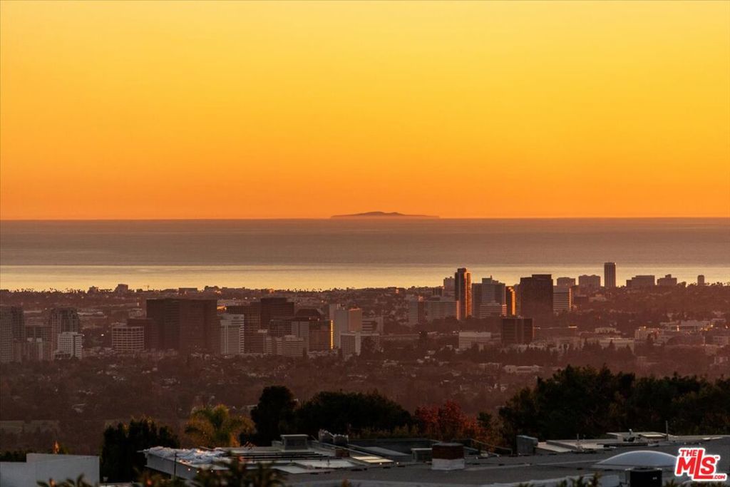 Photo of Listing #25619159