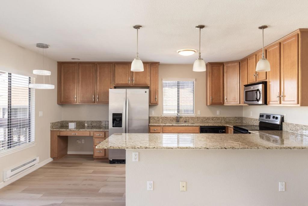 300 Glenwood Circle 265, Monterey