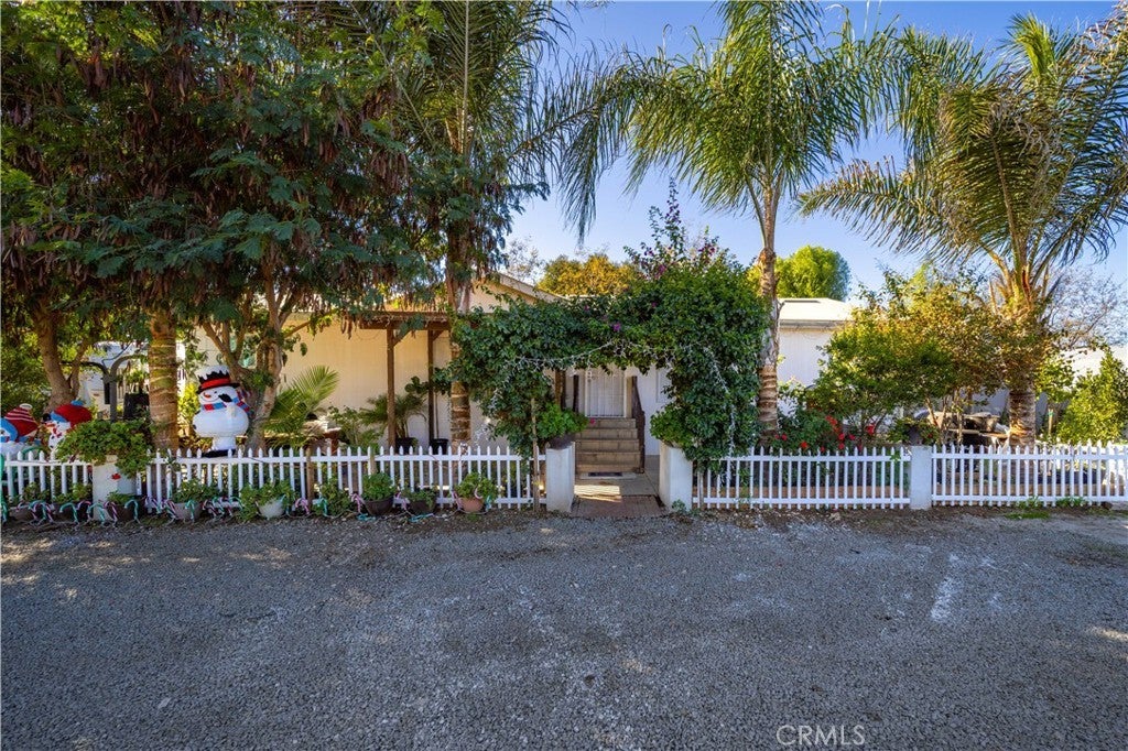 Photo of Listing #SR25271998