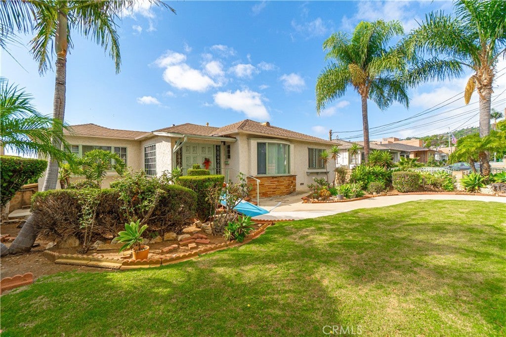 Photo of Listing #SB25273038