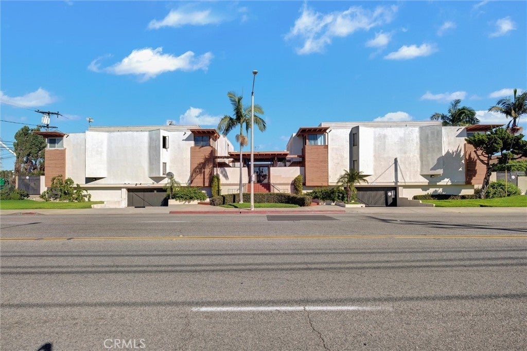 7033 Stewart And Gray Road 24, Downey