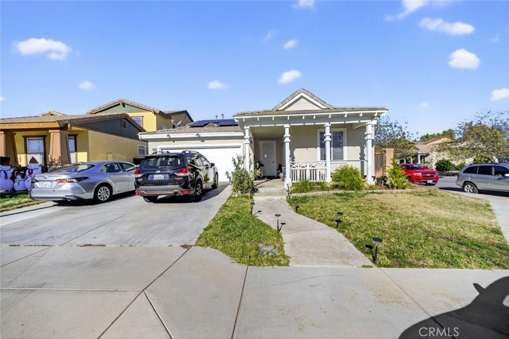 Photo of Listing #SR25272807