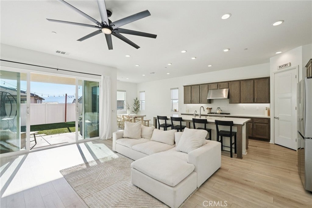 Photo of Listing #SW25273156