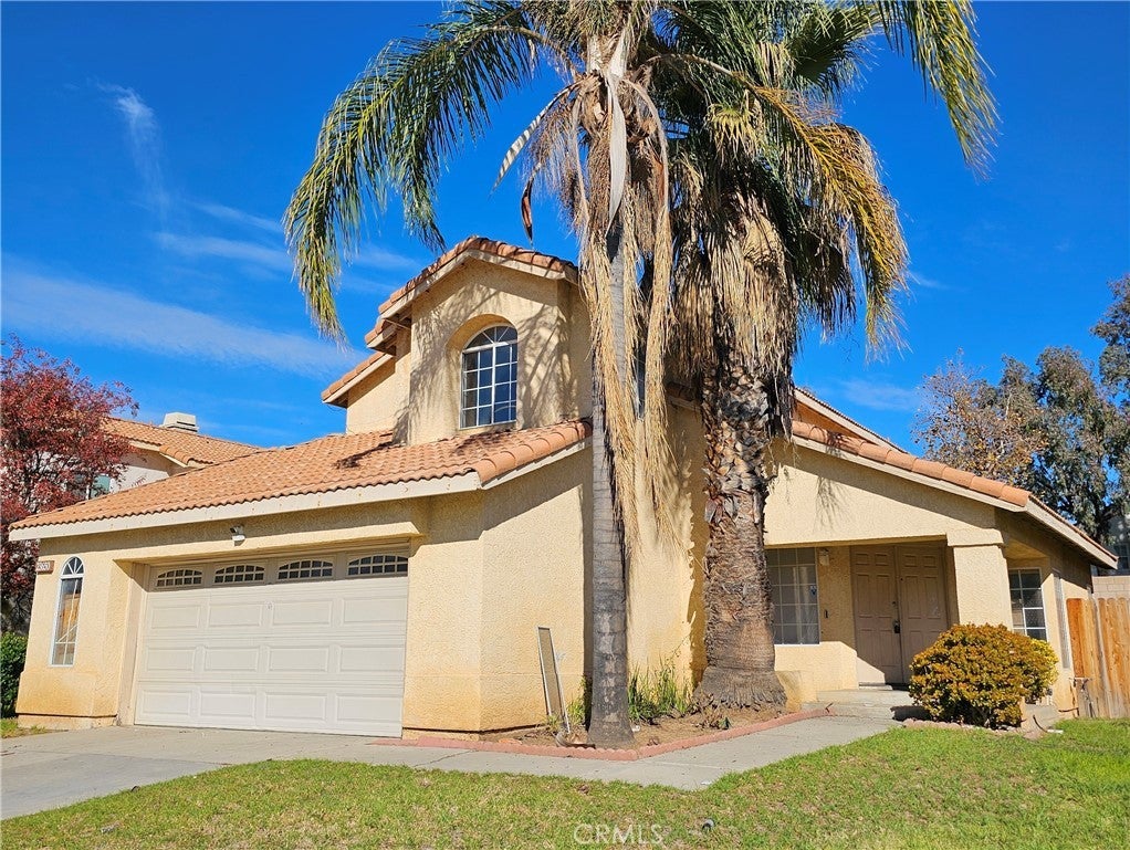 Photo of Listing #IV25272969