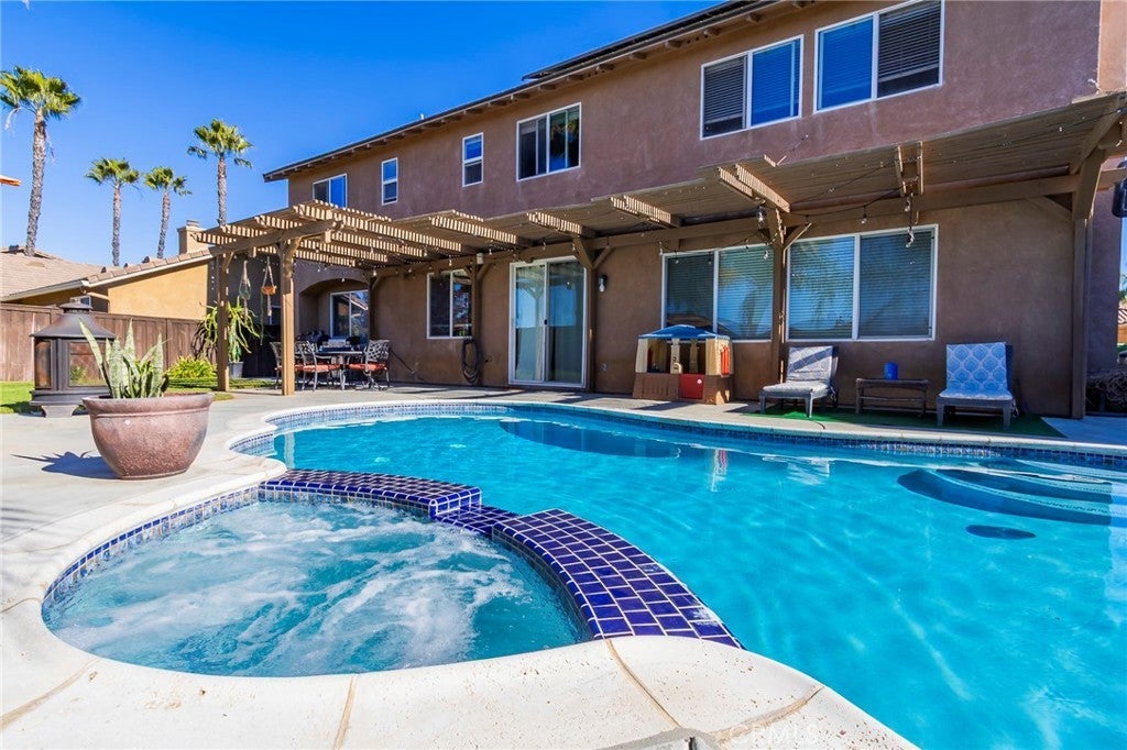 Photo of Listing #SW25267037