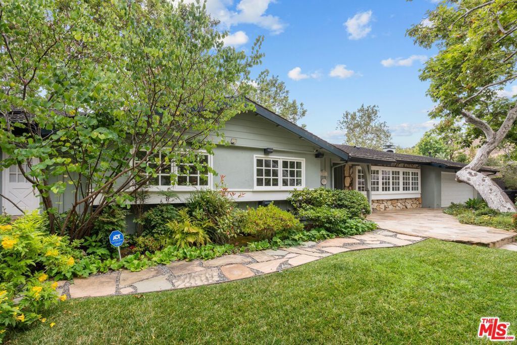 Photo of Listing #25626799