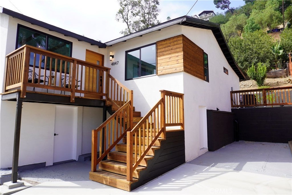 Photo of Listing #CV25273401