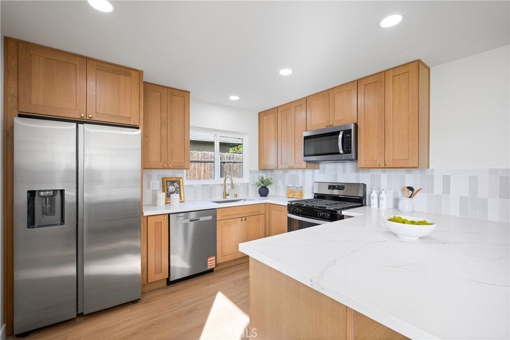 Photo of Listing #CV25272777