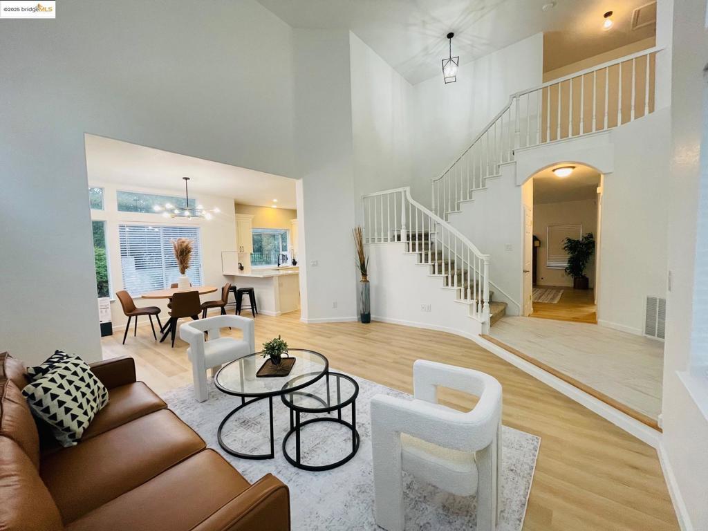 Photo of Listing #41118969