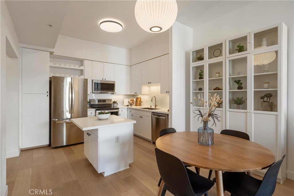 Photo of Listing #RS25270468