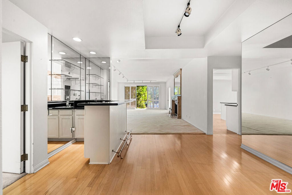 Photo of Listing #25626969