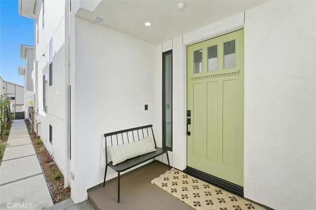 617 N Irena Avenue B, Redondo Beach.