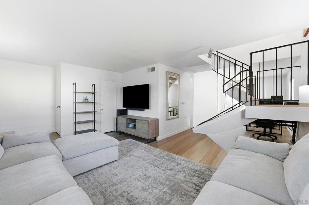 Photo of Listing #250045472SD