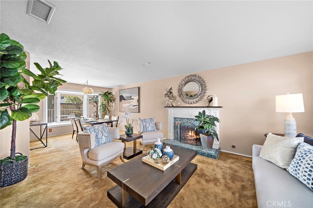 Photo of Listing #OC25273482