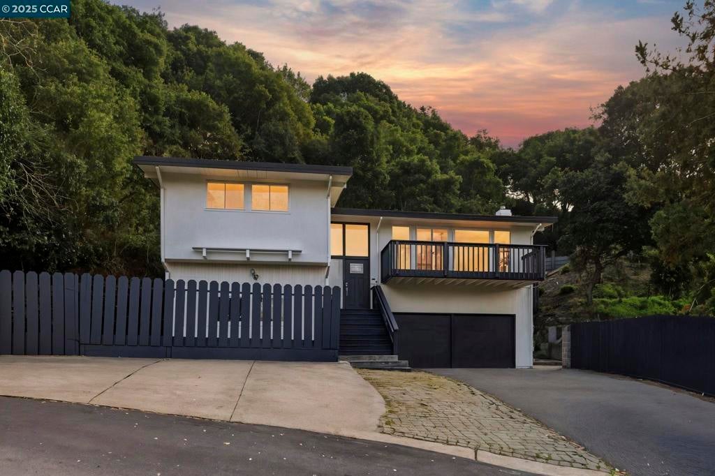 Photo of Listing #41119004