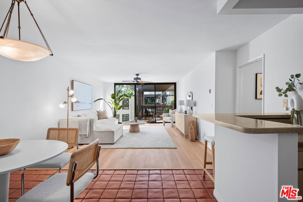 Photo of Listing #25619153