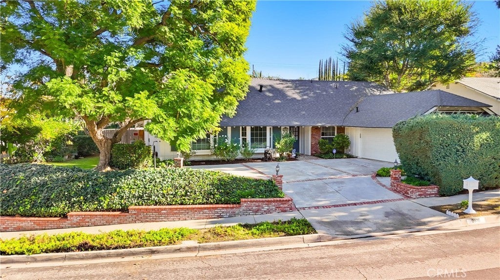 Photo of Listing #PW25218841