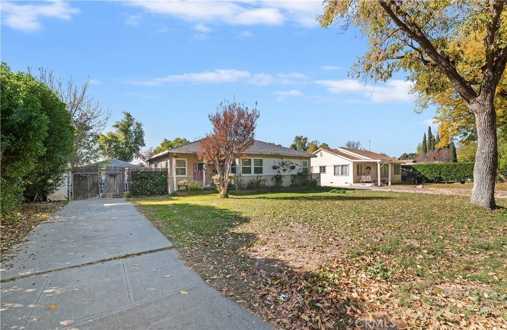 3638 Rossmuir, Riverside