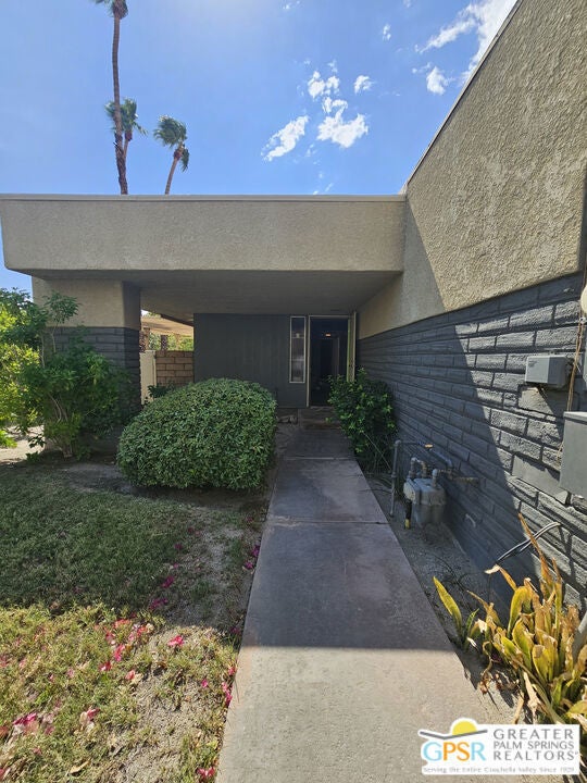 1333 Sunflower Circle, Palm Springs