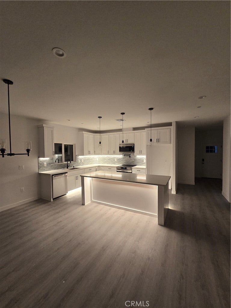 Photo of Listing #SR25272668