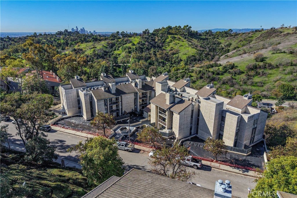 Photo of Listing #DW25273704