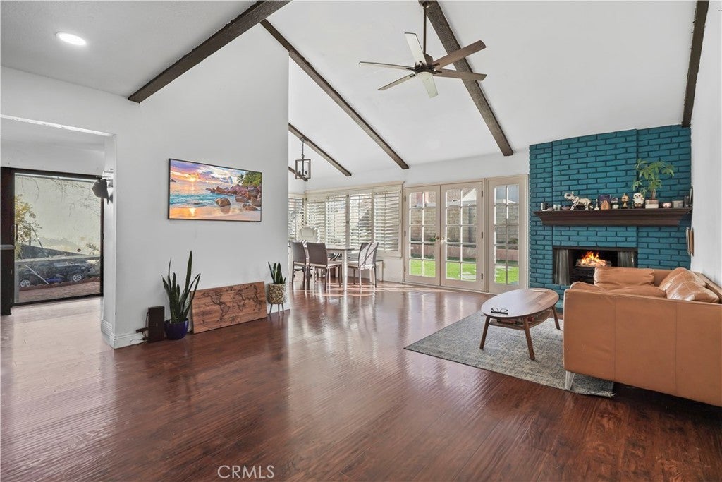 Photo of Listing #NP25274091