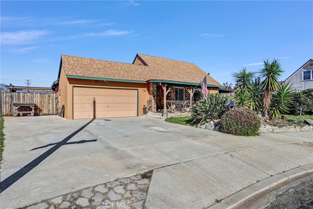 Photo of Listing #CV25271082