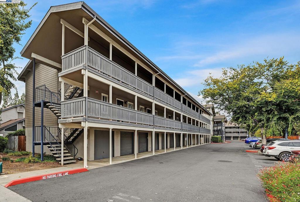 3845 Vineyard Avenue F, Pleasanton