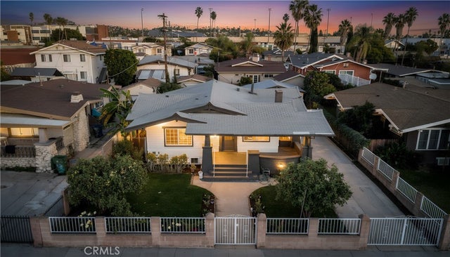 748 N Kenmore, Los Angeles