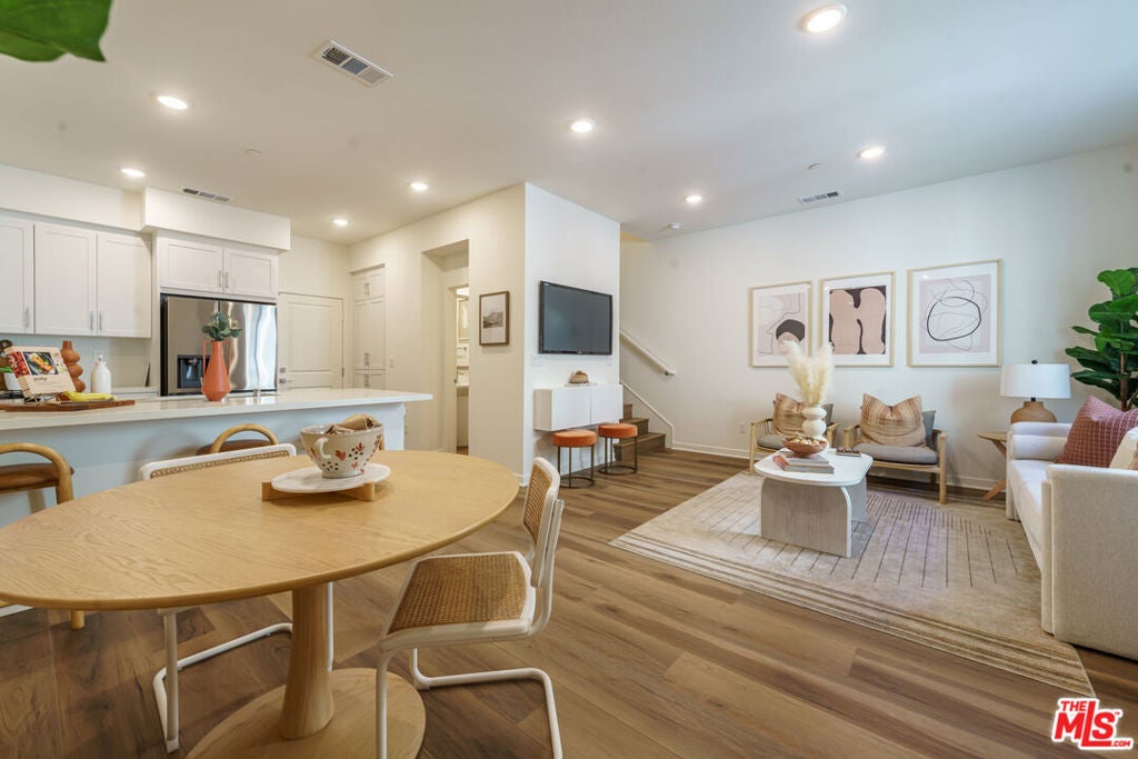 Photo of Listing #25628003