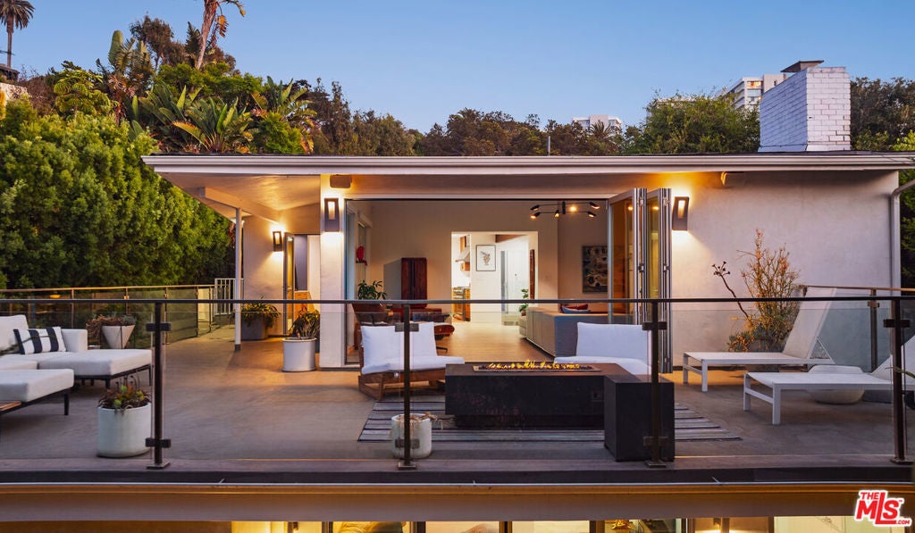 Photo of Listing #25594159