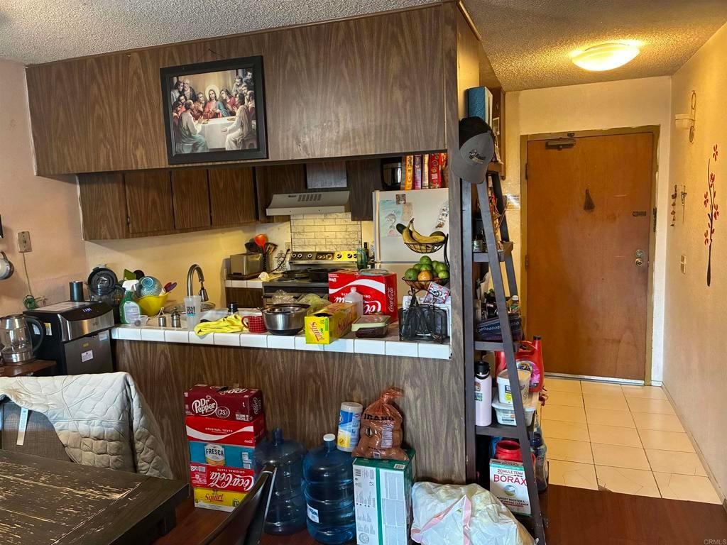 Photo of Listing #PTP2509112