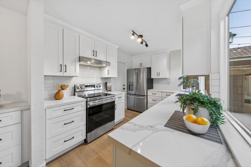 Photo of Listing #ML82029339