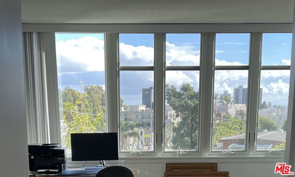 Photo of Listing #25628079