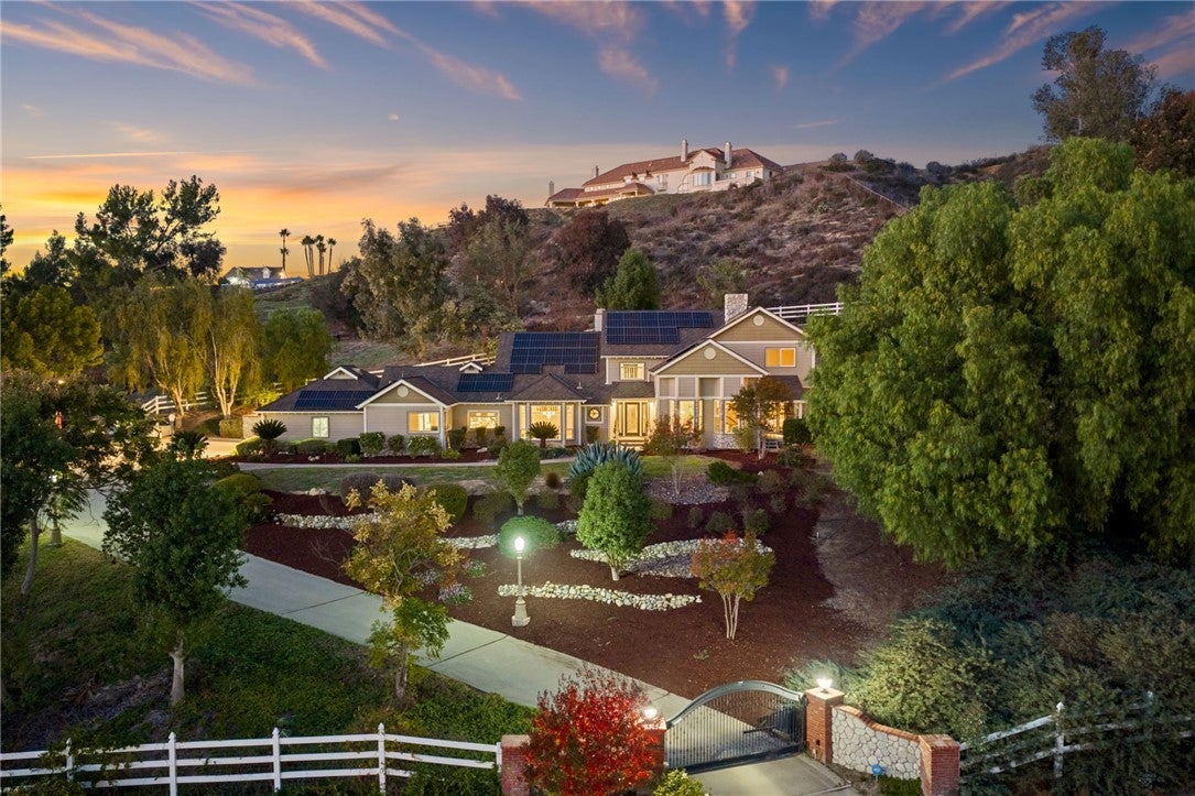 Photo of Listing #SW25273625