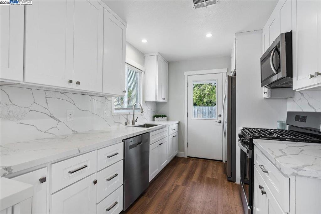 Photo of Listing #41119122