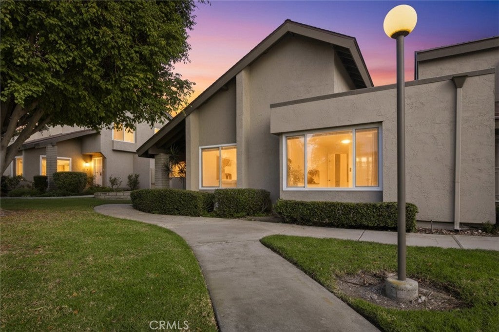 Photo of Listing #OC25275051